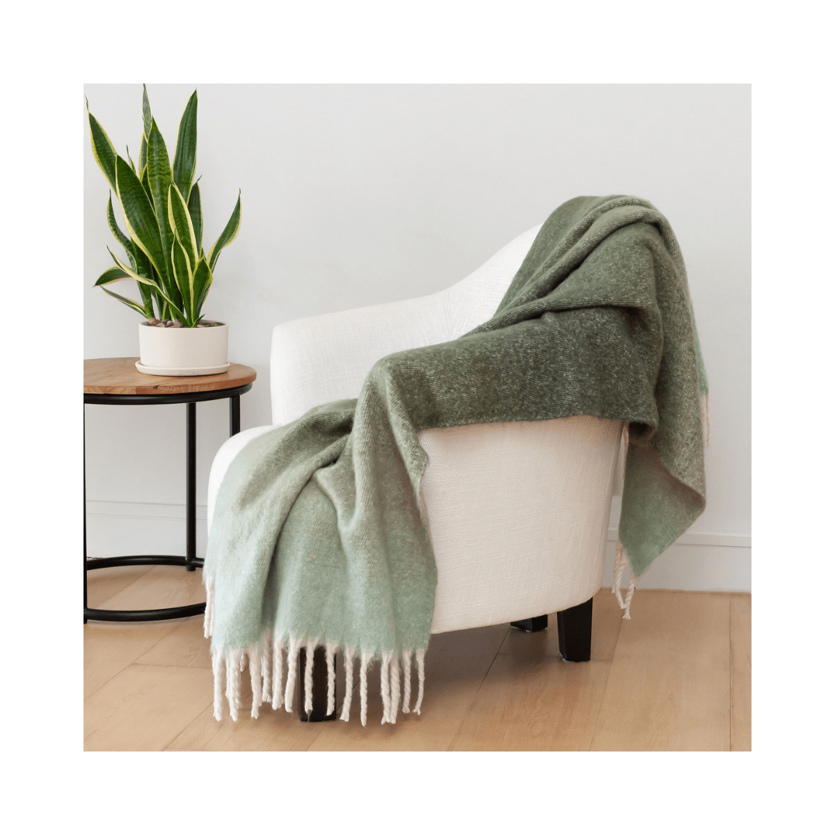 Linenhouse Embrace Throw Blanket - Image 7
